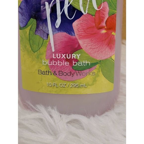 Bath and Body Works Sweat Pea Luxury Bubble Bath 10 oz- NEW - Picture 2 of 4